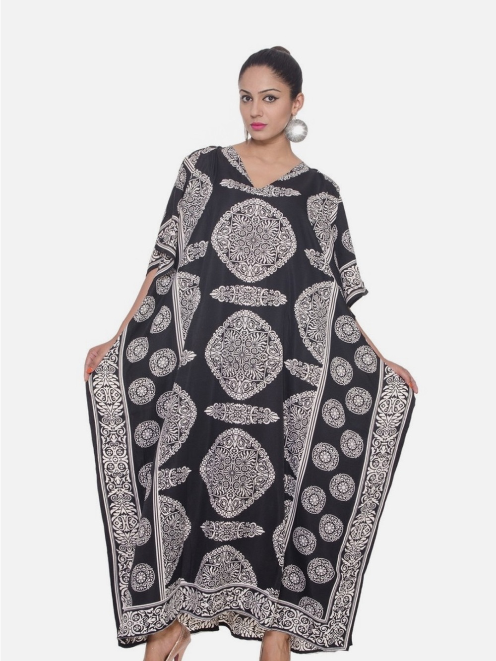 Black & White Printed Maxi Dress - Elegant Stretch Kaftan
